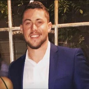 Meet your Posher, Casey